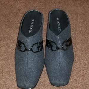 Aerosoles Grey Fabric Shoes